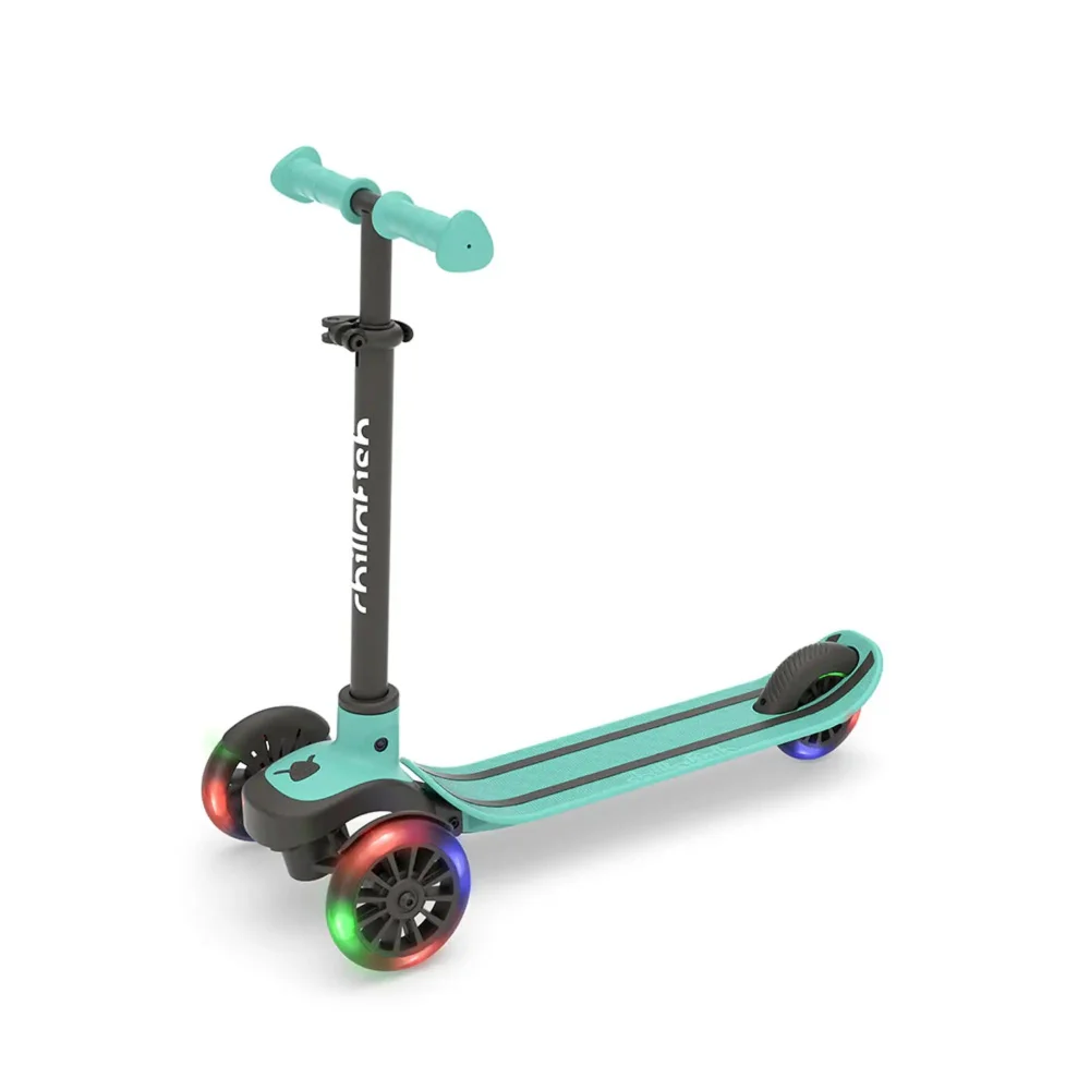 Chillafish Scotti Glow LED 3 Wheel Scooter Mint Image 1